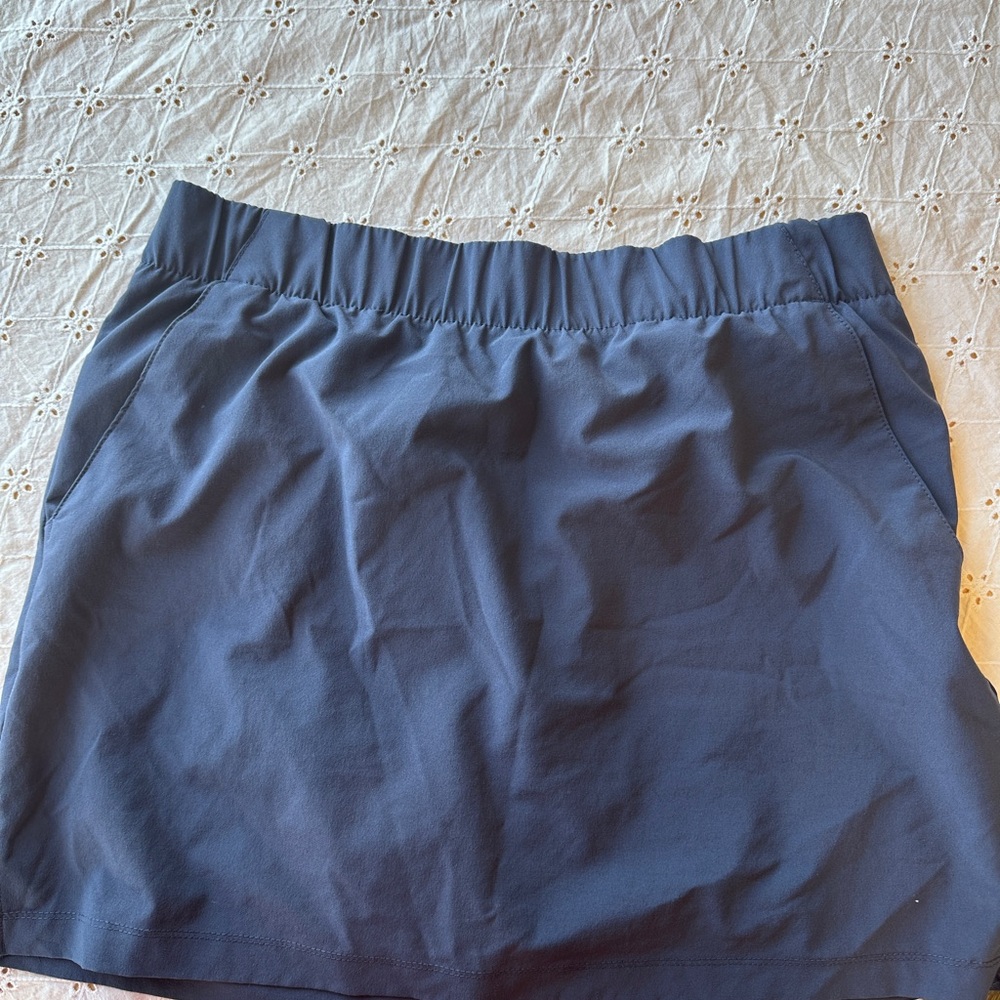 Columbia Navy Blue Athletic Skort with Elastic Waistband